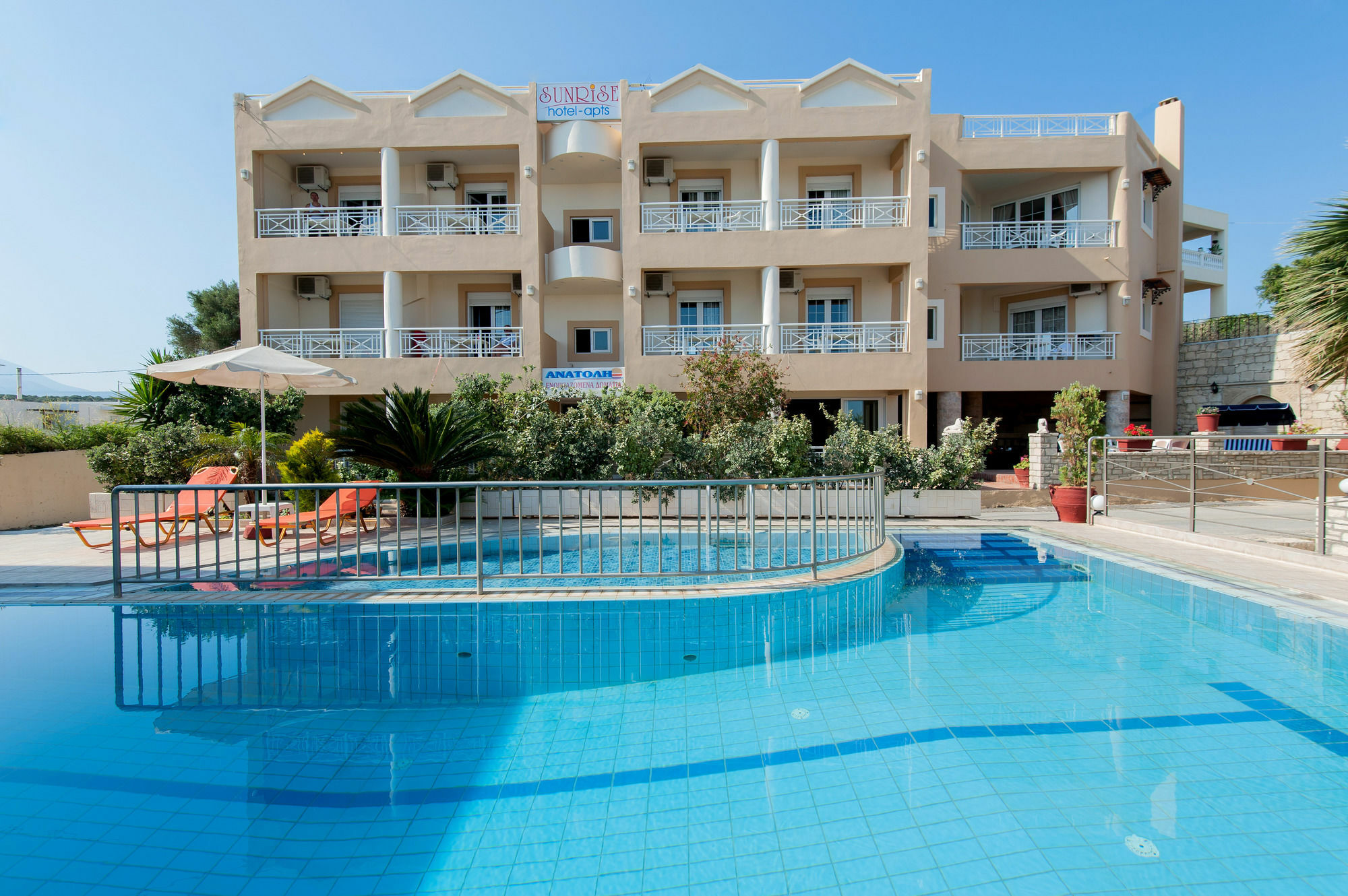 Sunrise Apartments Sfáka Extérieur photo
